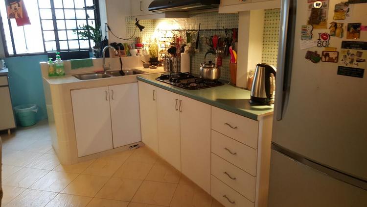 Marine Crescent thumbnail photo